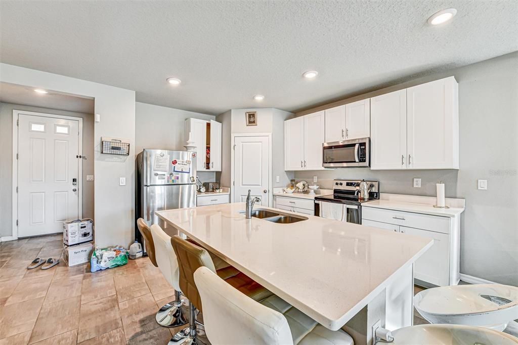 На продажу: $345,000 (3 спален, 2 ванн, 1695 Квадратных фут)