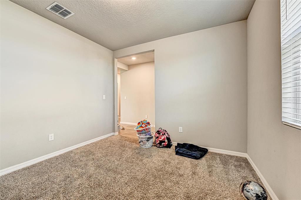 На продажу: $345,000 (3 спален, 2 ванн, 1695 Квадратных фут)