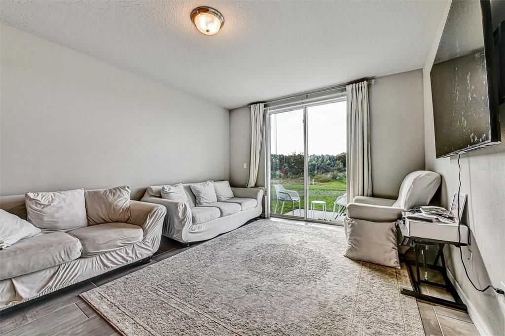 На продажу: $345,000 (3 спален, 2 ванн, 1695 Квадратных фут)