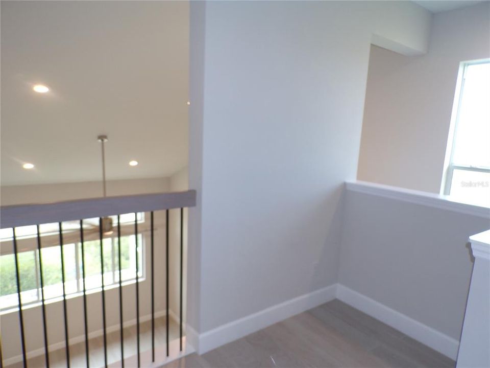 For Rent: $2,400 (3 beds, 3 baths, 1896 Square Feet)