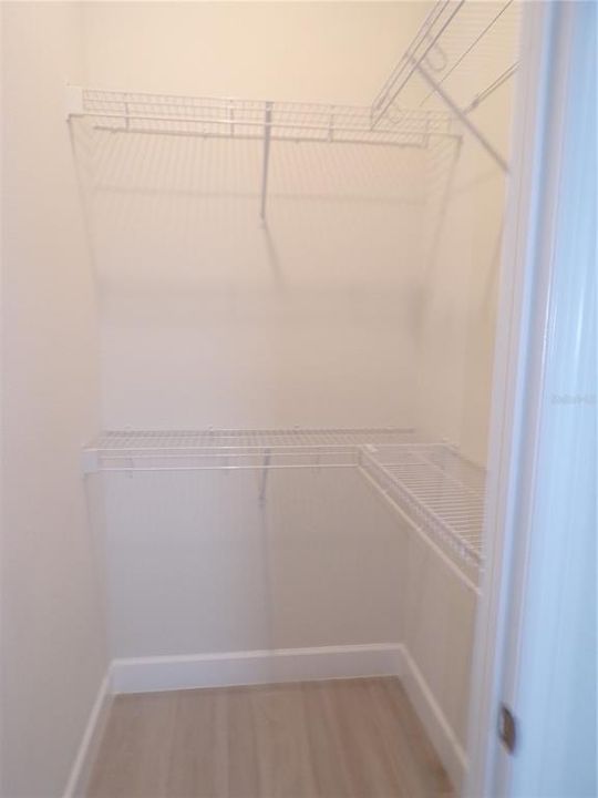 For Rent: $2,400 (3 beds, 3 baths, 1896 Square Feet)