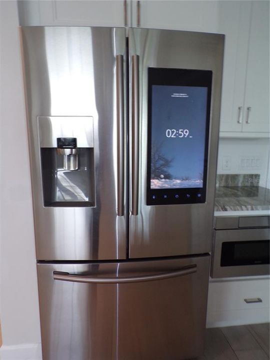 For Rent: $2,400 (3 beds, 3 baths, 1896 Square Feet)