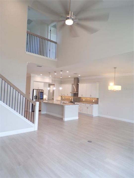 For Rent: $2,400 (3 beds, 3 baths, 1896 Square Feet)