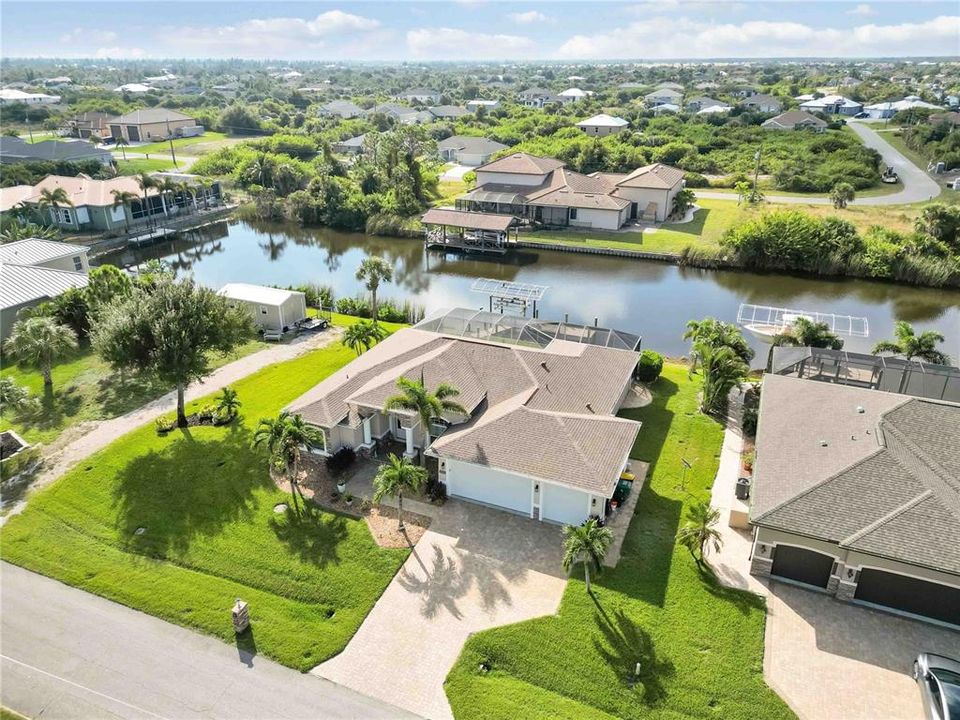 En Venta: $859,900 (3 camas, 2 baños, 1975 Pies cuadrados)