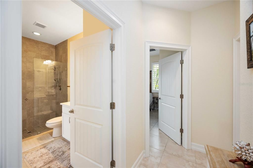 En Venta: $859,900 (3 camas, 2 baños, 1975 Pies cuadrados)