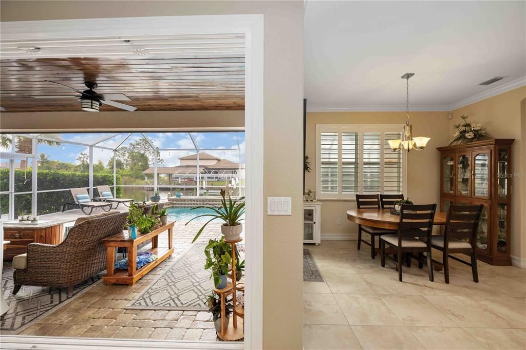 En Venta: $859,900 (3 camas, 2 baños, 1975 Pies cuadrados)