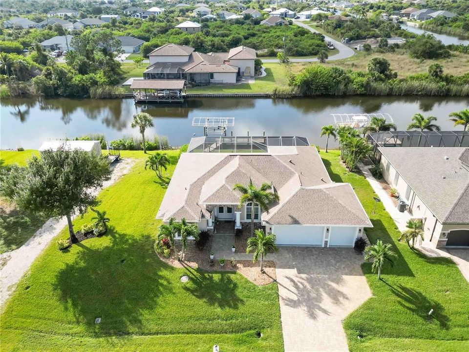 En Venta: $859,900 (3 camas, 2 baños, 1975 Pies cuadrados)