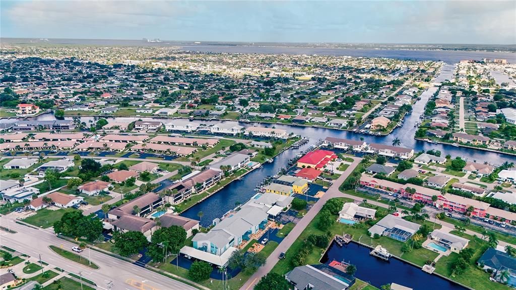 Active With Contract: $169,900 (2 beds, 2 baths, 1111 Square Feet)