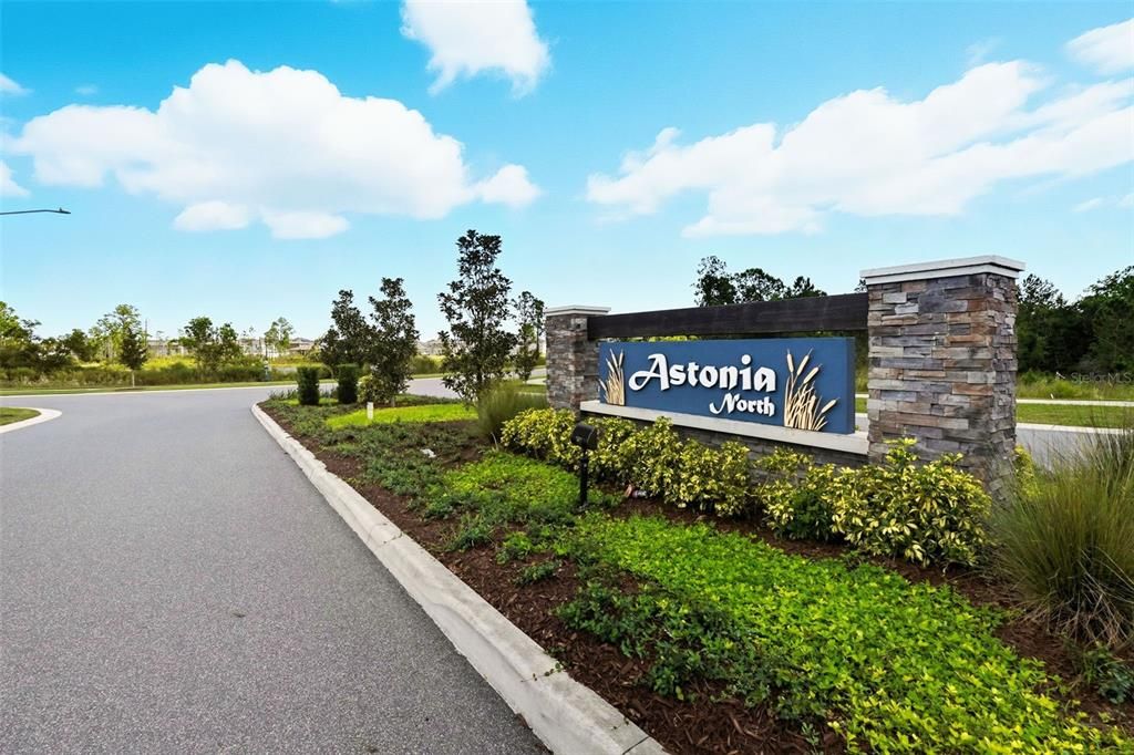 For Rent: $3,100 (6 beds, 3 baths, 2575 Square Feet)