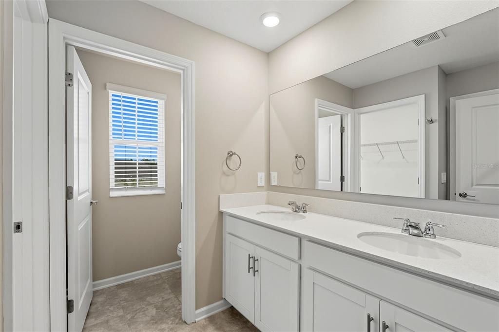 For Rent: $3,100 (6 beds, 3 baths, 2575 Square Feet)