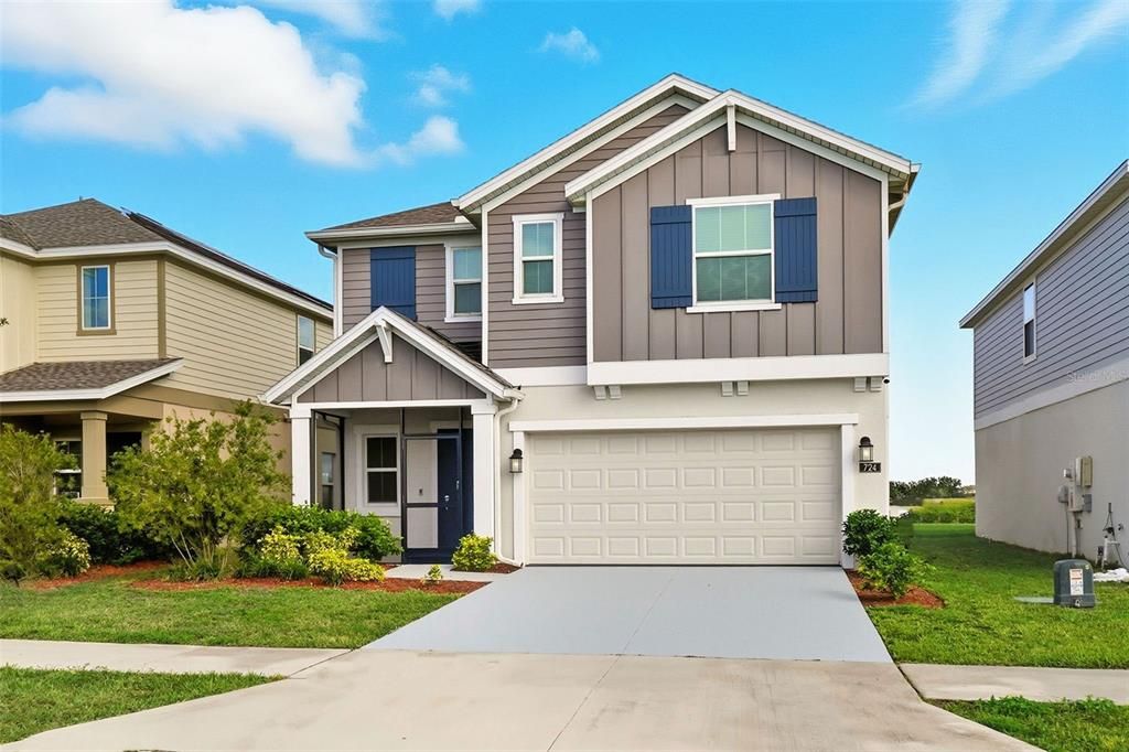 For Rent: $3,100 (6 beds, 3 baths, 2575 Square Feet)