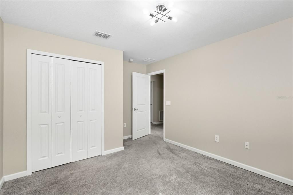 For Rent: $3,100 (6 beds, 3 baths, 2575 Square Feet)