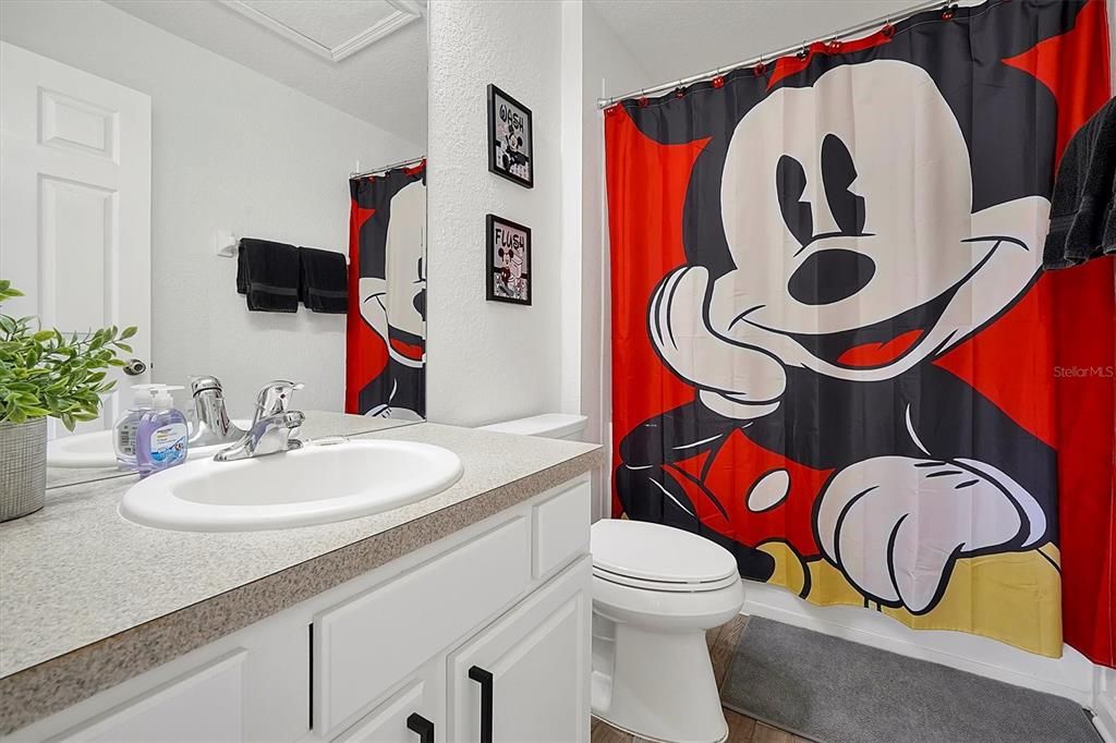 Active With Contract: $412,900 (3 beds, 3 baths, 1440 Square Feet)