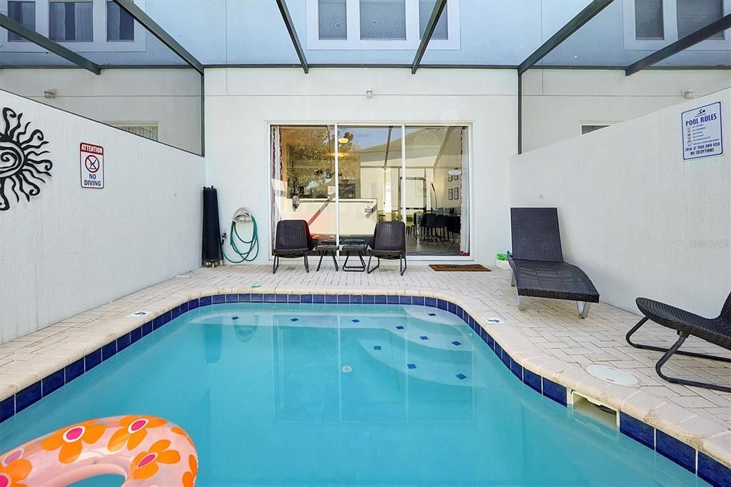 Active With Contract: $412,900 (3 beds, 3 baths, 1440 Square Feet)