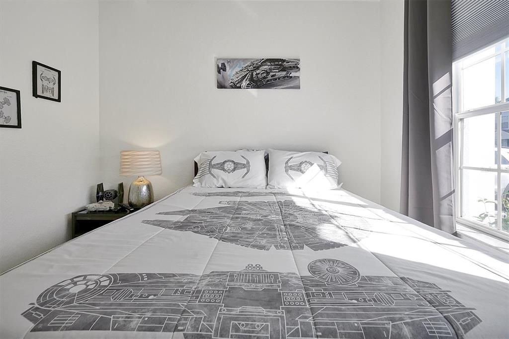 Active With Contract: $412,900 (3 beds, 3 baths, 1440 Square Feet)