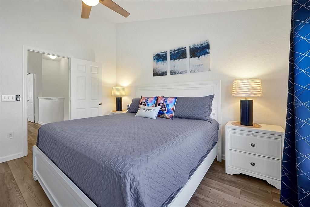 Active With Contract: $412,900 (3 beds, 3 baths, 1440 Square Feet)