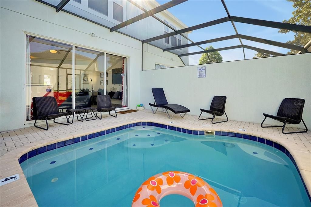 Active With Contract: $412,900 (3 beds, 3 baths, 1440 Square Feet)