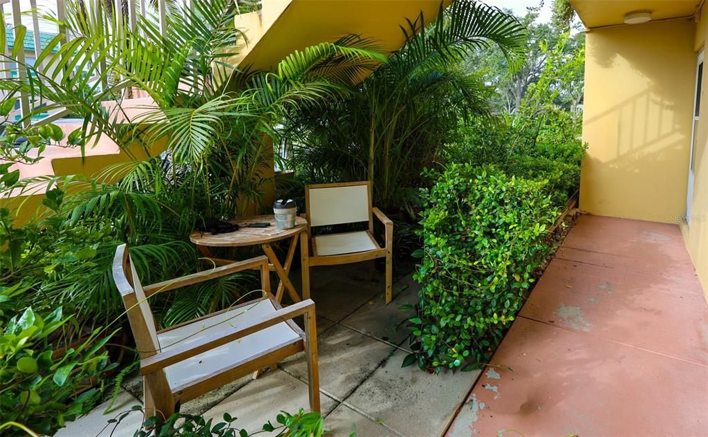 For Rent: $1,500 (2 beds, 2 baths, 930 Square Feet)