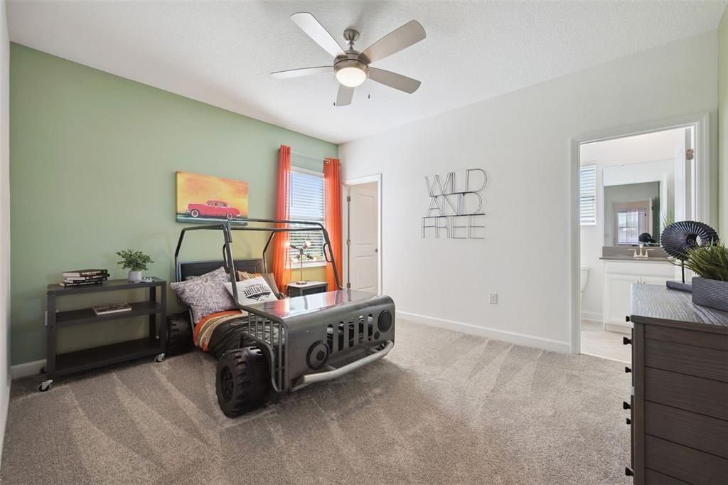 待售: $699,990 (5 贝兹, 4 浴室, 3798 平方英尺)