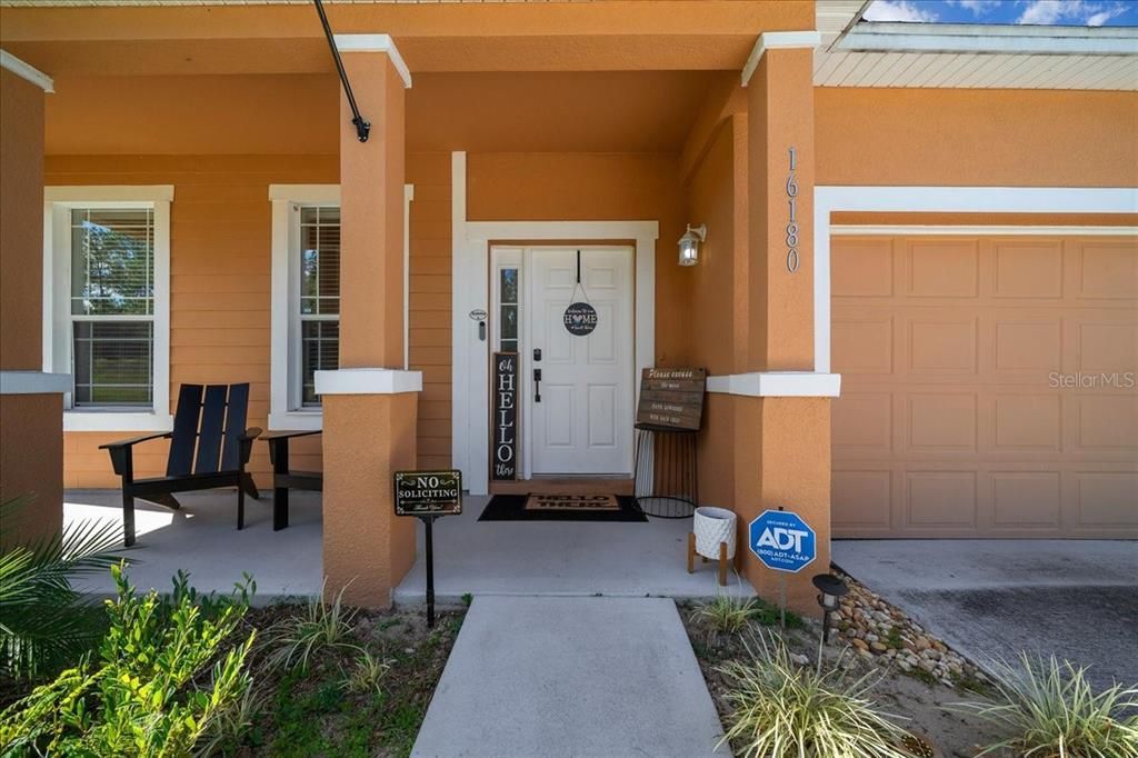 На продажу: $279,000 (3 спален, 2 ванн, 1802 Квадратных фут)