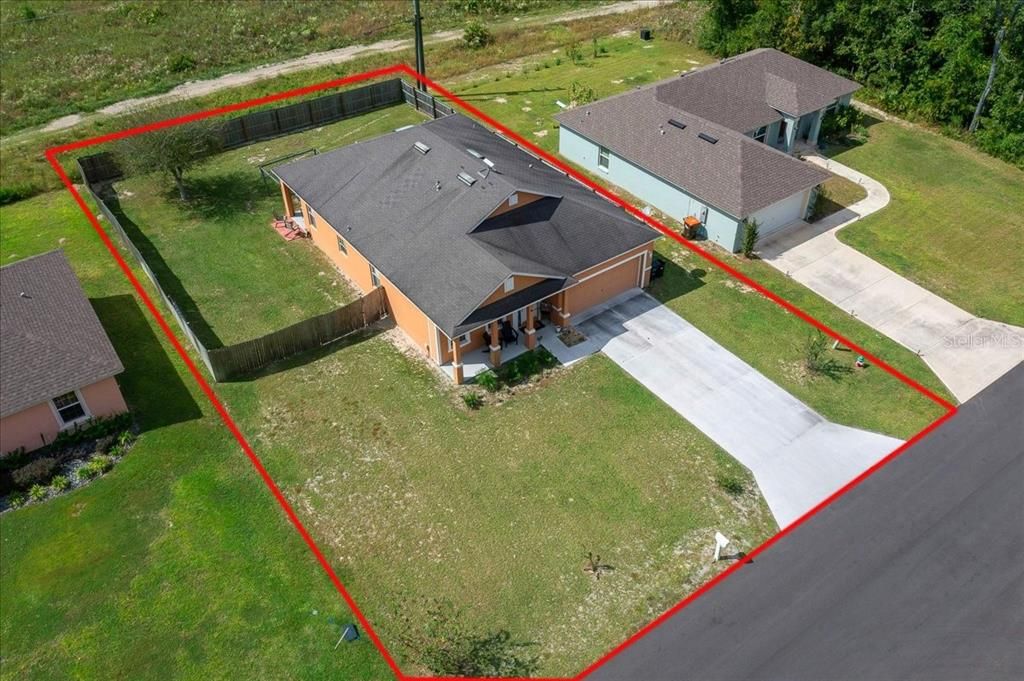 На продажу: $279,000 (3 спален, 2 ванн, 1802 Квадратных фут)