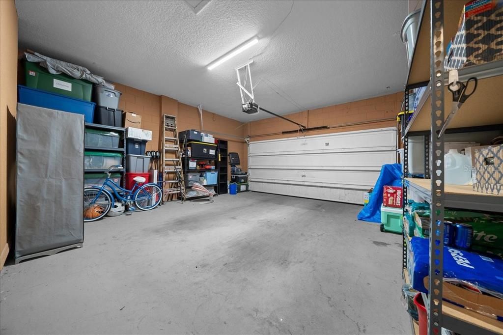 На продажу: $279,000 (3 спален, 2 ванн, 1802 Квадратных фут)