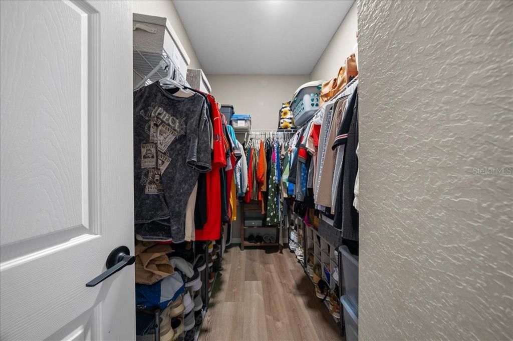 На продажу: $279,000 (3 спален, 2 ванн, 1802 Квадратных фут)