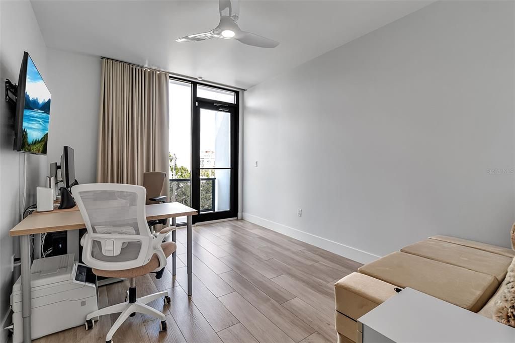 For Sale: $2,425,000 (4 beds, 3 baths, 2737 Square Feet)