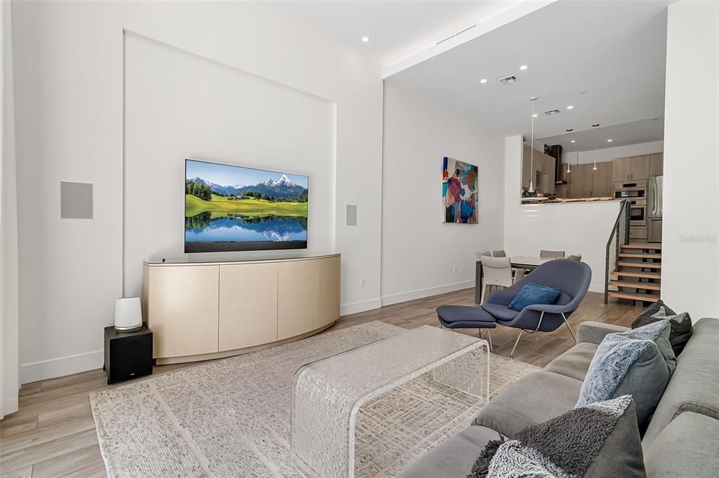 For Sale: $2,425,000 (4 beds, 3 baths, 2737 Square Feet)