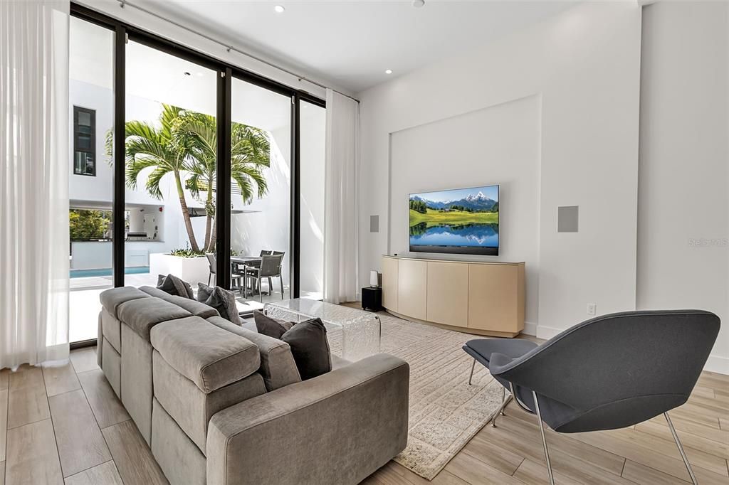 For Sale: $2,425,000 (4 beds, 3 baths, 2737 Square Feet)