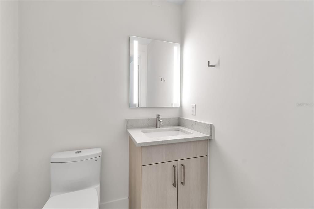 For Sale: $2,425,000 (4 beds, 3 baths, 2737 Square Feet)