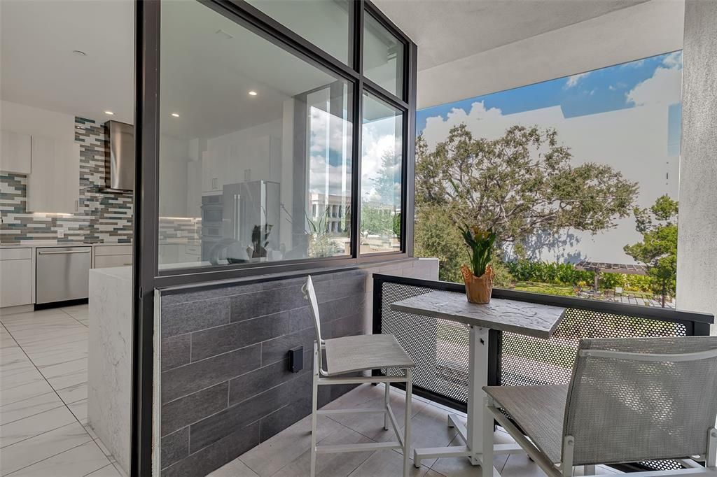 For Sale: $2,425,000 (4 beds, 3 baths, 2737 Square Feet)