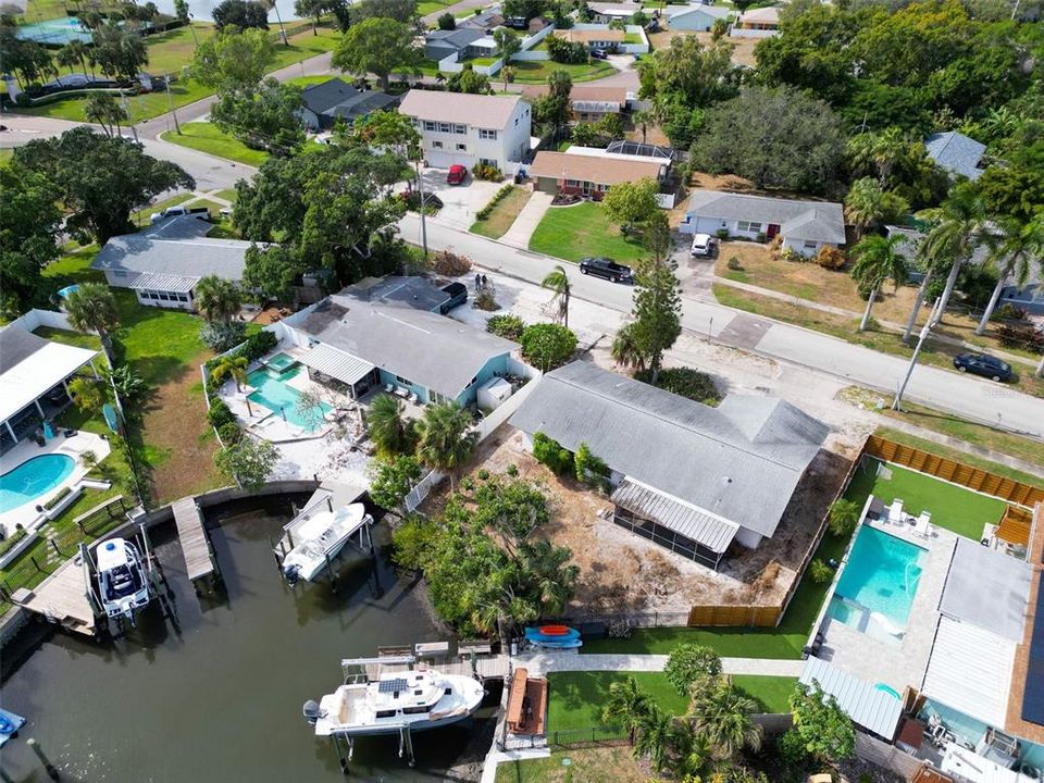 Activo con contrato: $450,000 (3 camas, 2 baños, 1310 Pies cuadrados)