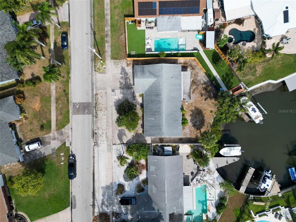 Activo con contrato: $450,000 (3 camas, 2 baños, 1310 Pies cuadrados)