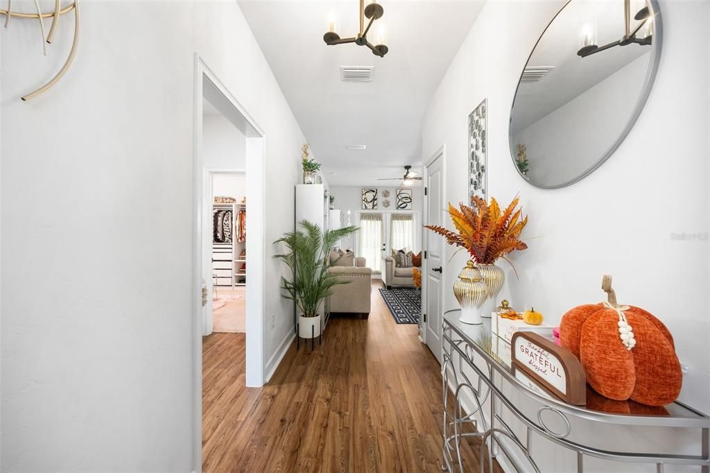 For Sale: $310,000 (3 beds, 2 baths, 1457 Square Feet)