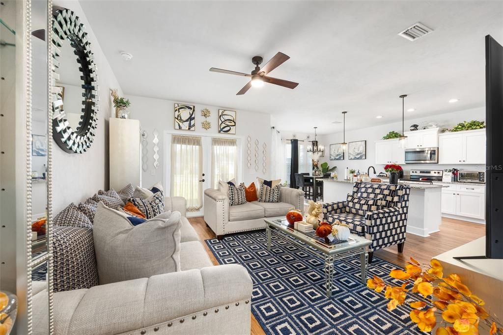 For Sale: $310,000 (3 beds, 2 baths, 1457 Square Feet)