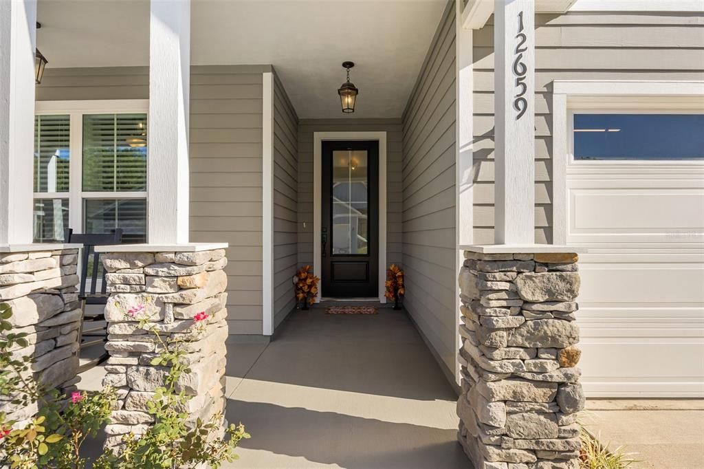 For Sale: $310,000 (3 beds, 2 baths, 1457 Square Feet)