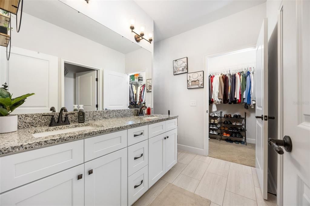 For Sale: $310,000 (3 beds, 2 baths, 1457 Square Feet)