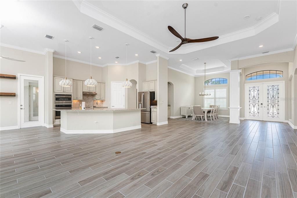 For Sale: $1,290,000 (4 beds, 3 baths, 2810 Square Feet)