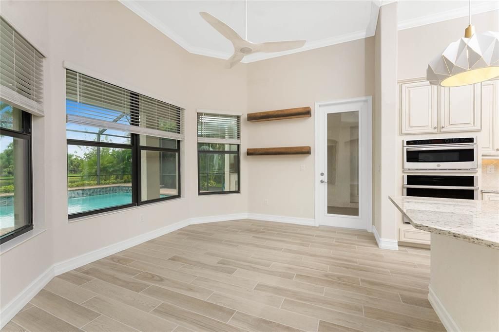 For Sale: $1,290,000 (4 beds, 3 baths, 2810 Square Feet)