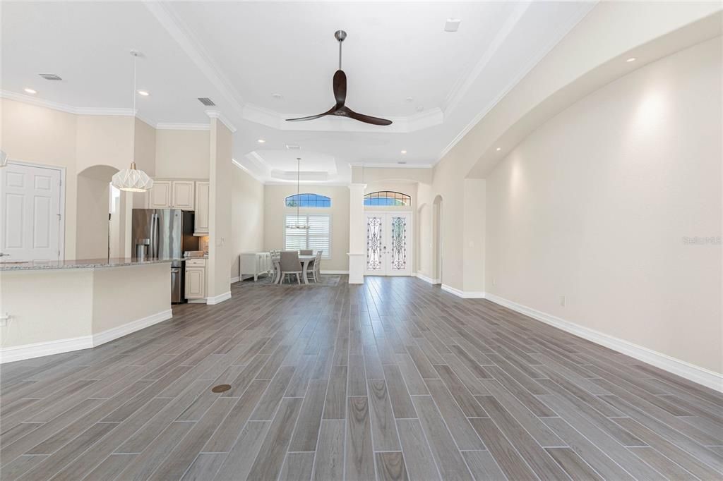 For Sale: $1,290,000 (4 beds, 3 baths, 2810 Square Feet)