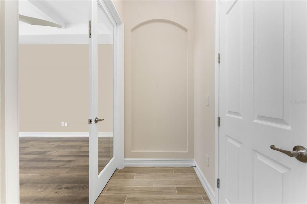 For Sale: $1,290,000 (4 beds, 3 baths, 2810 Square Feet)