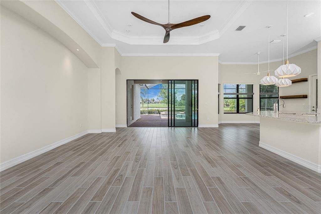 For Sale: $1,290,000 (4 beds, 3 baths, 2810 Square Feet)