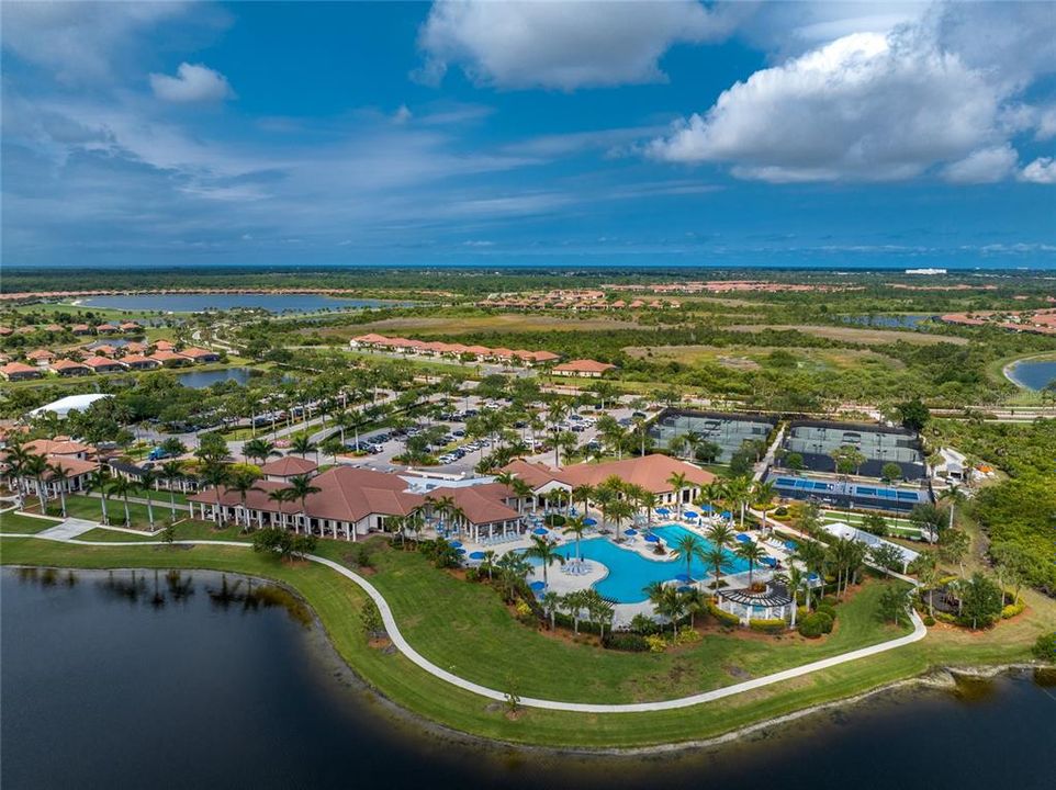 For Sale: $1,290,000 (4 beds, 3 baths, 2810 Square Feet)