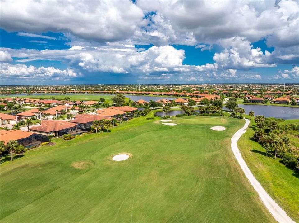 For Sale: $1,290,000 (4 beds, 3 baths, 2810 Square Feet)