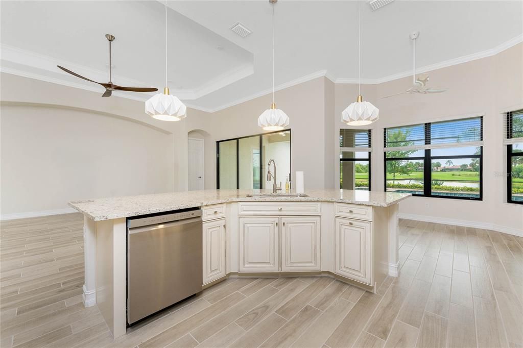 For Sale: $1,290,000 (4 beds, 3 baths, 2810 Square Feet)