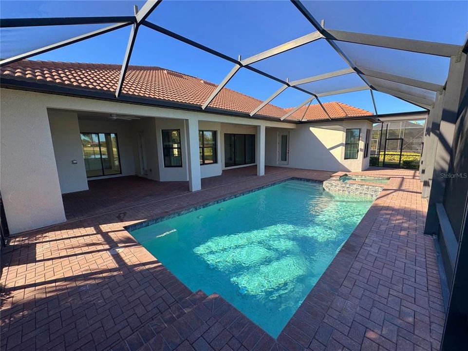 For Sale: $1,290,000 (4 beds, 3 baths, 2810 Square Feet)