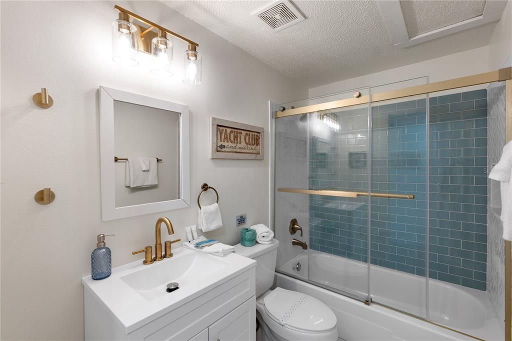 For Sale: $629,000 (2 beds, 2 baths, 1422 Square Feet)