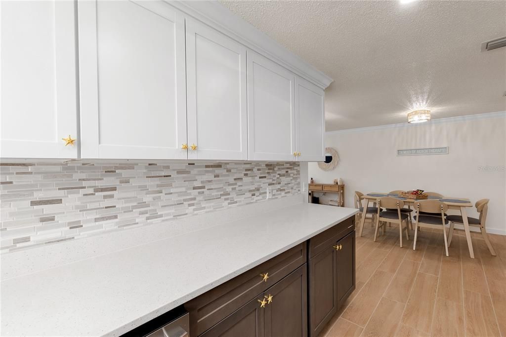 For Sale: $629,000 (2 beds, 2 baths, 1422 Square Feet)