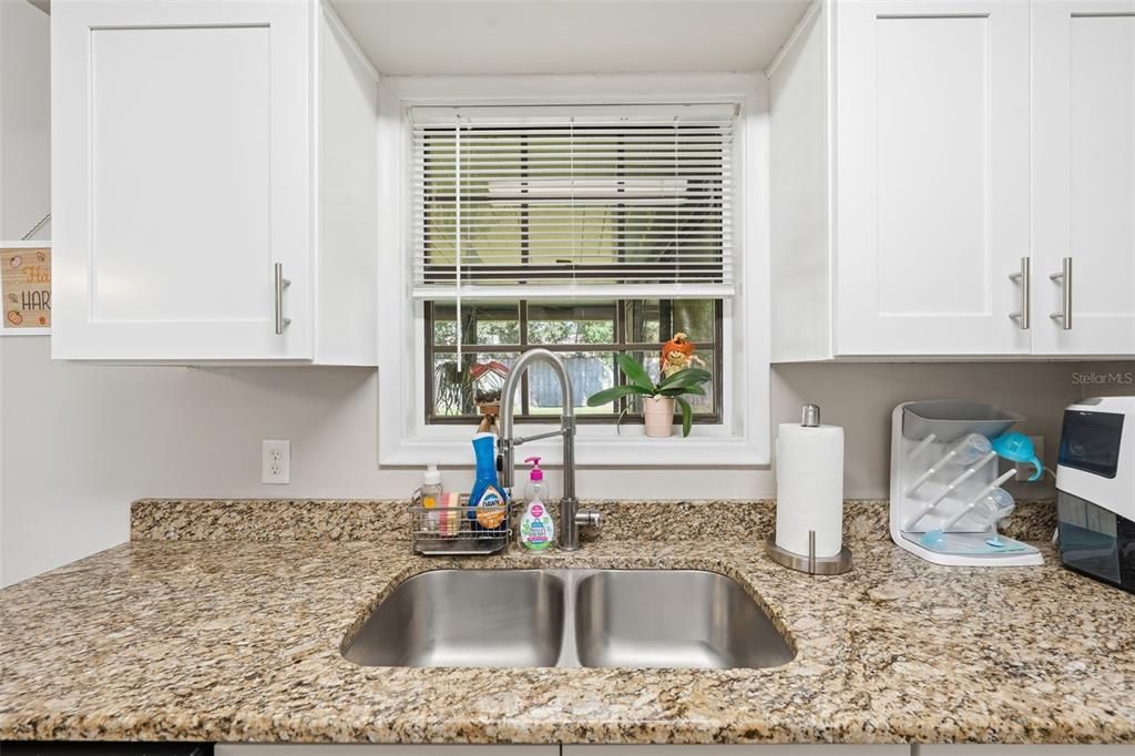 Под контрактом: $224,900 (3 спален, 2 ванн, 1162 Квадратных фут)